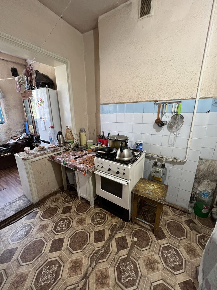Продается большая 3 х комнатная квартира район московская