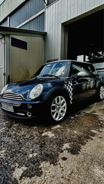 Mini Cooper r50 checkmate