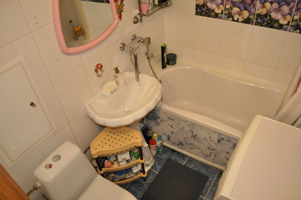 Продам 3-х комнатную мебелированную квартиру в центре, М.Горького 82