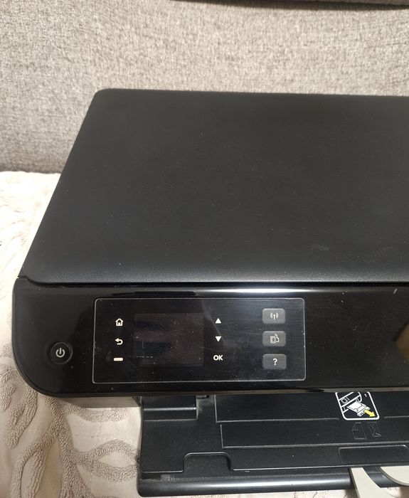 Ofertă fulger! Imprimantă HP + cabluri