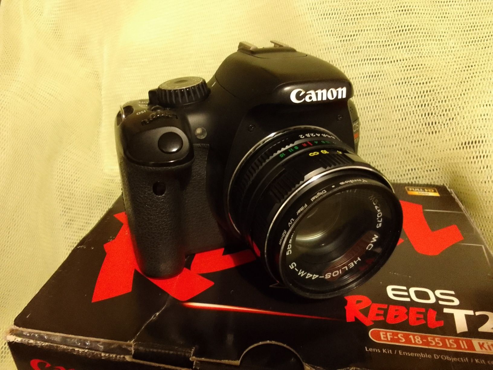 Canon Rebel T2i ( 550d) зеркальный фотоаппарат