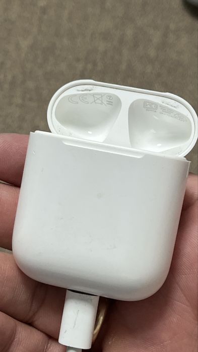 Продам кейсы от Airpods