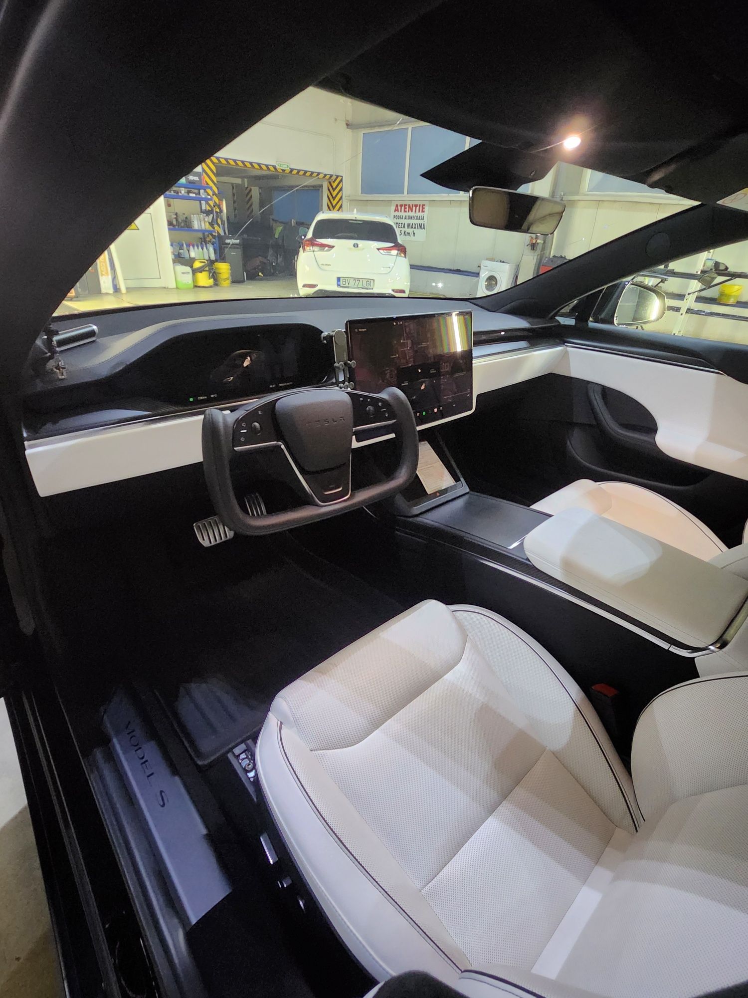 Tesla S Plaid 1020 CP