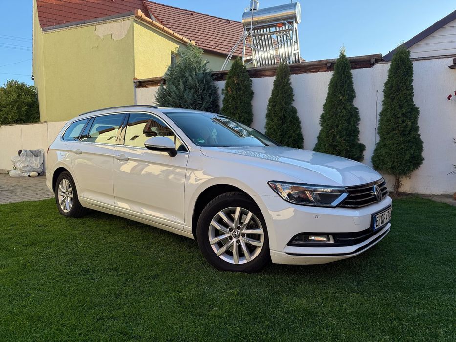 Volkswagen Passat Masina merge foarte bine