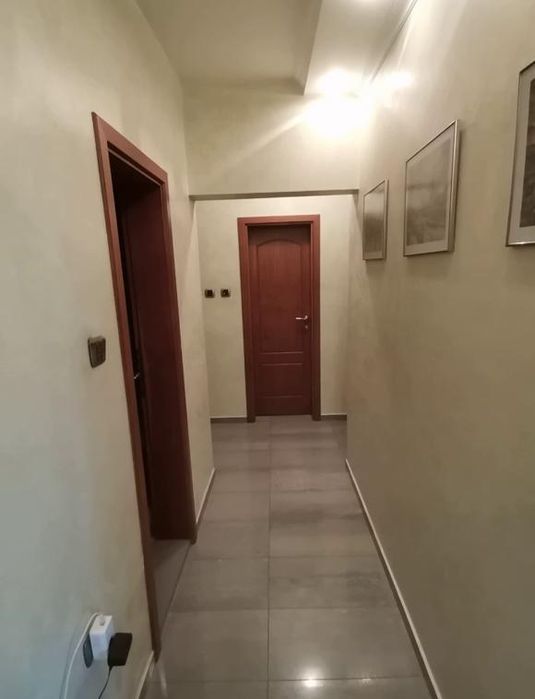 Дава се под наем Четиристаен апартамент в София, Гоце Делчев - 147 кв.м за 1350 € - Снимка #4