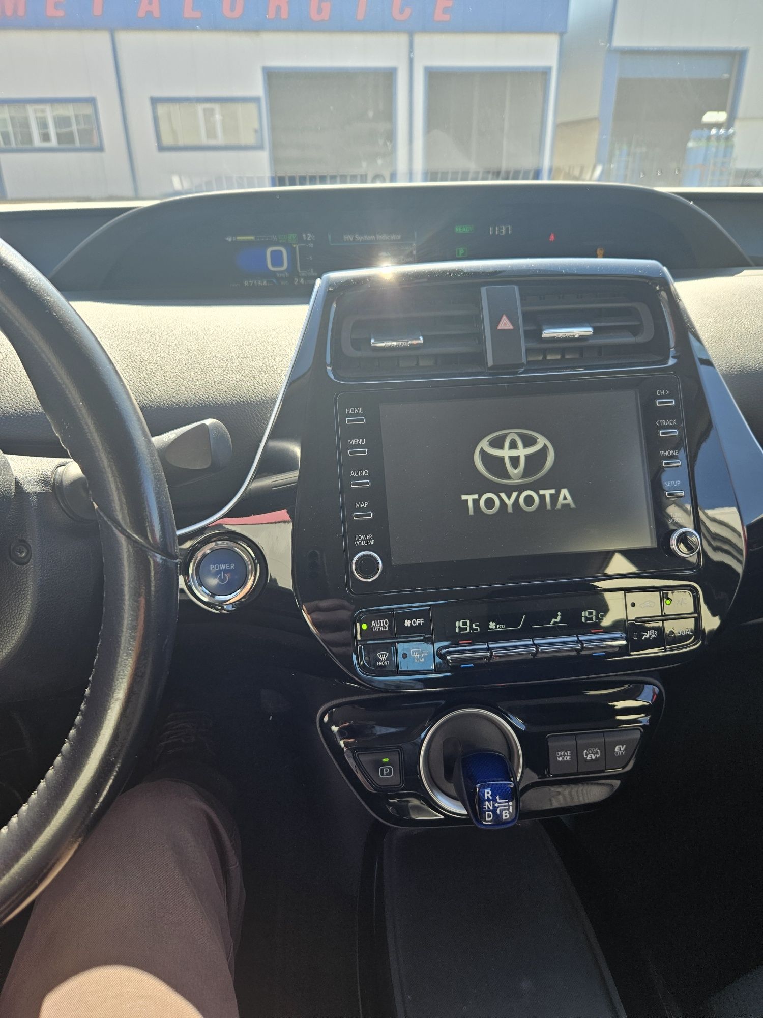 Toyota Prius Plug-in Hybrid2020