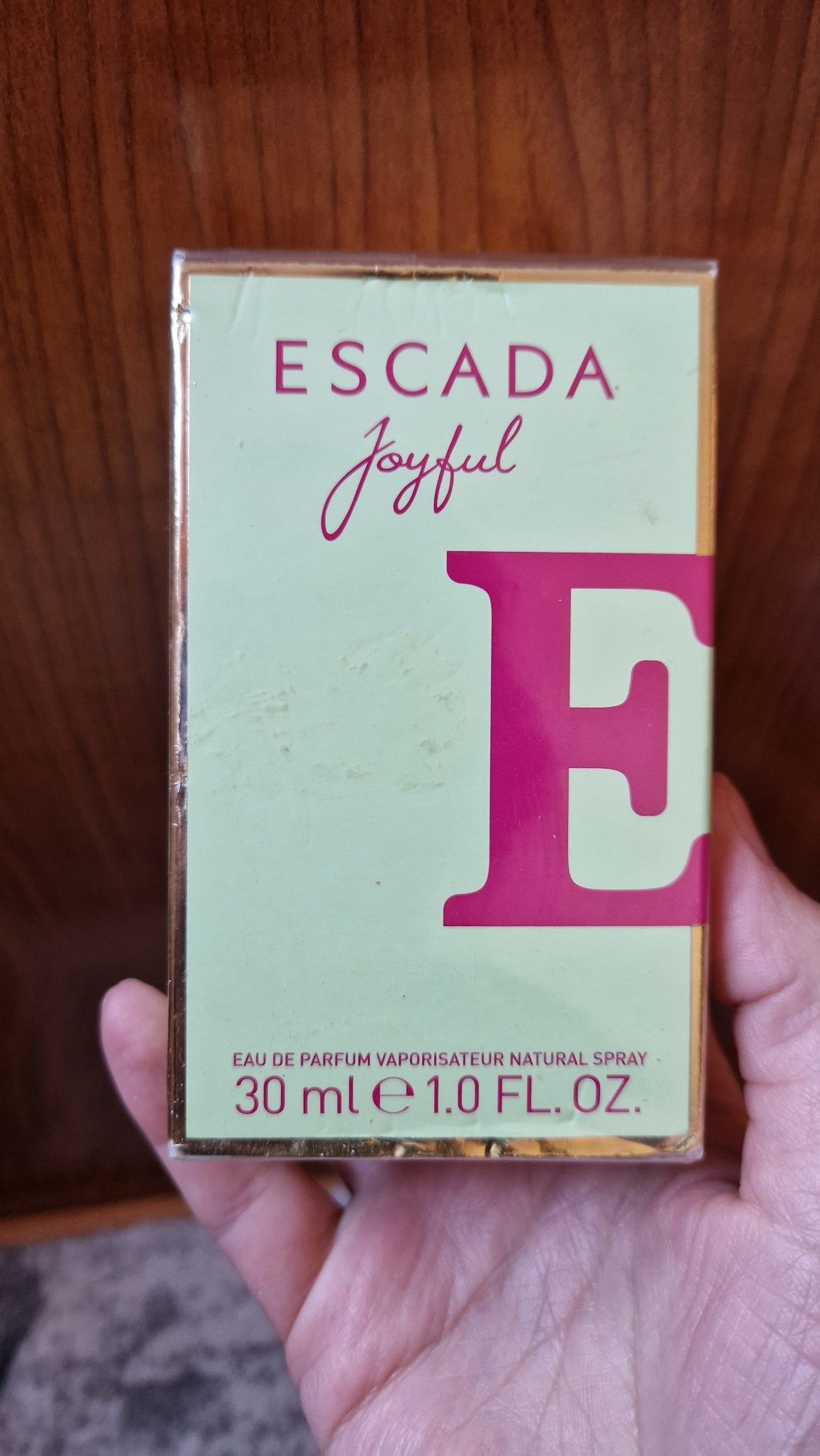 Parfum Esacada-nou si original