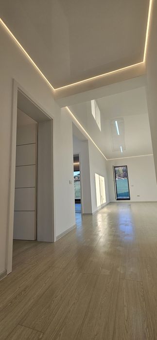 Vand Casa pe parter la cheie, Mioveni zona A-uri