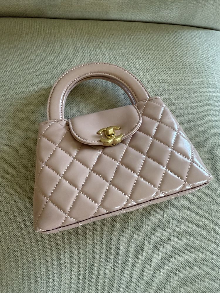Geanta Chanel 19 stoc