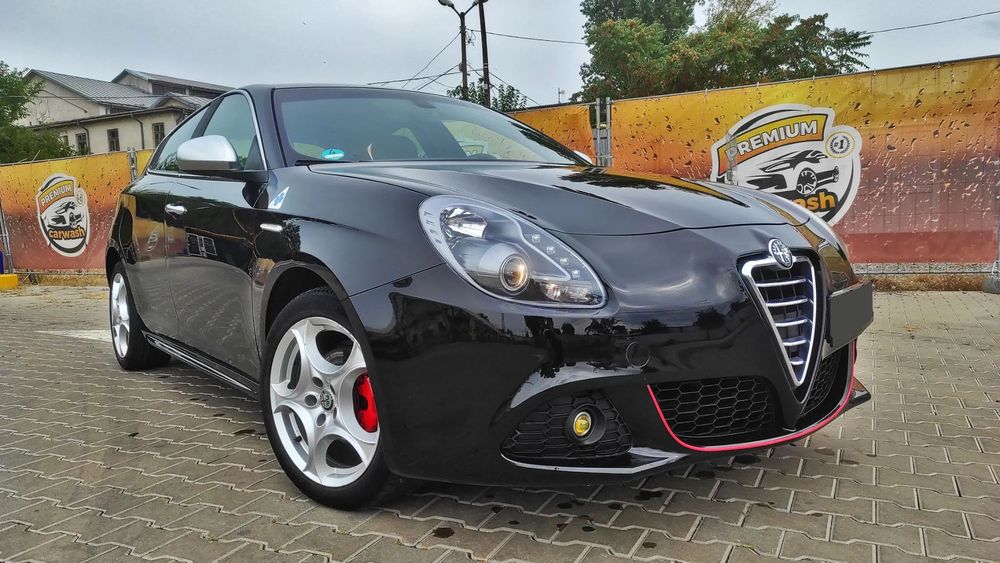 Alfa Romeo Giulietta piele, incalzire scaune, pilot, clima, senzori, carte service, euro 5