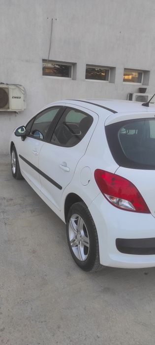 Peugeot 207 HDI 1400 , puțin folosită ,