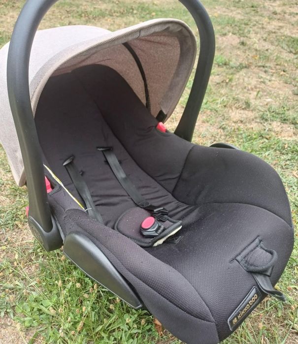 Бебешка количка KikkaBoo