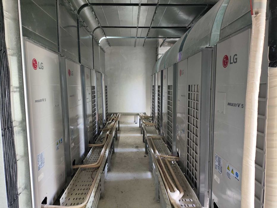 Монтаж систем кондиционирования (VRF, мультисплит систем и чиллеров.).