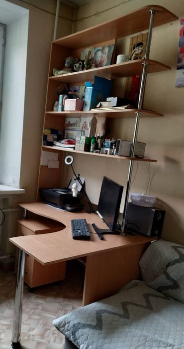 Стол-стенка для школьника