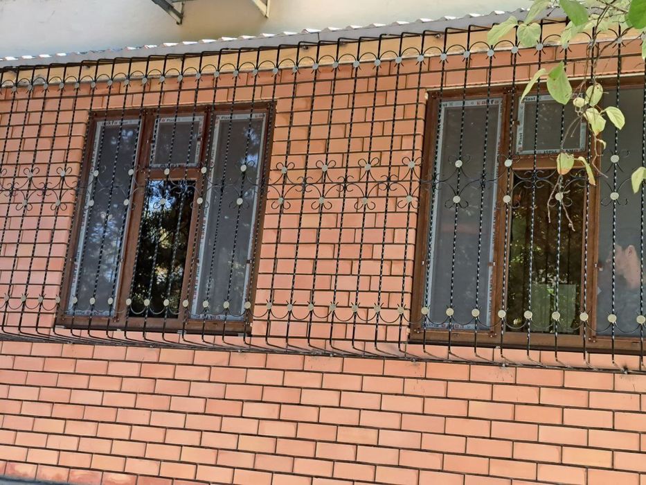 Решотка, казероклар.   Reshotkalar deraza panjaralari