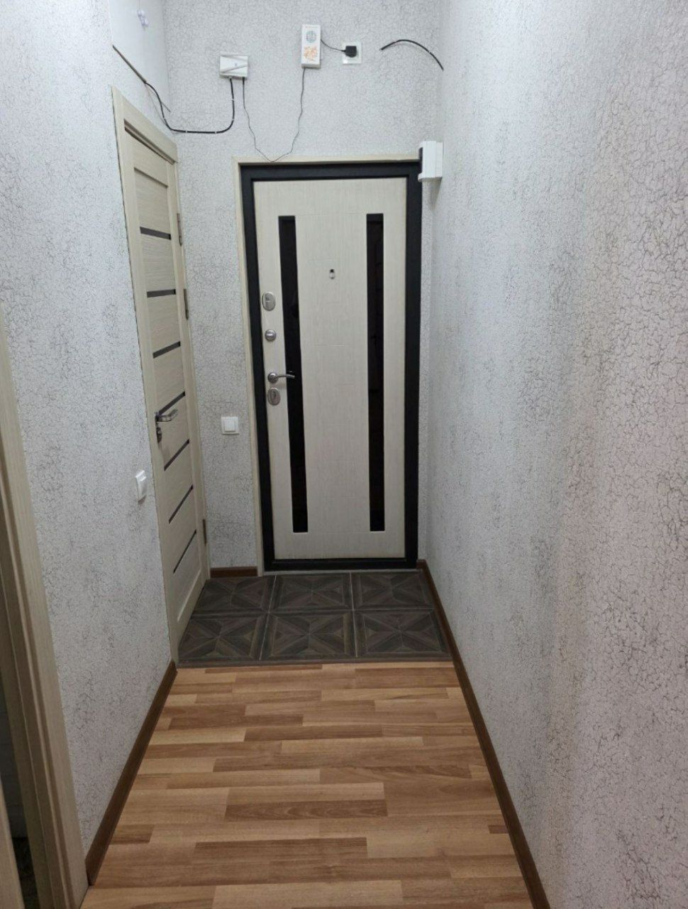 Продаётся квартира Чиланзар 17 2/2/4. Можно в ипотеку