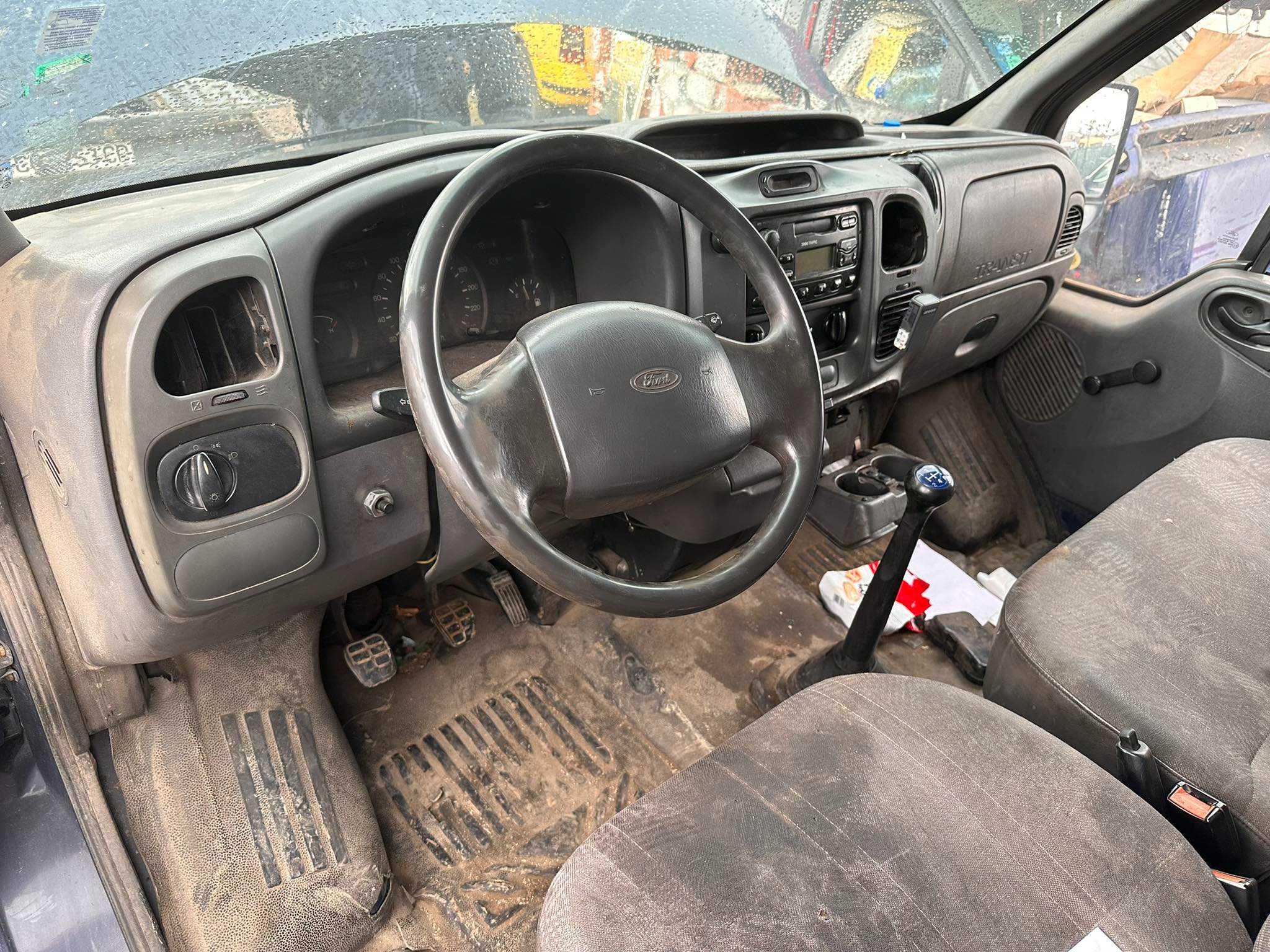 НА ЧАСТИ! Ford Transit 2.4 DI Duratorq 90 кс. 2004 Задно предаване