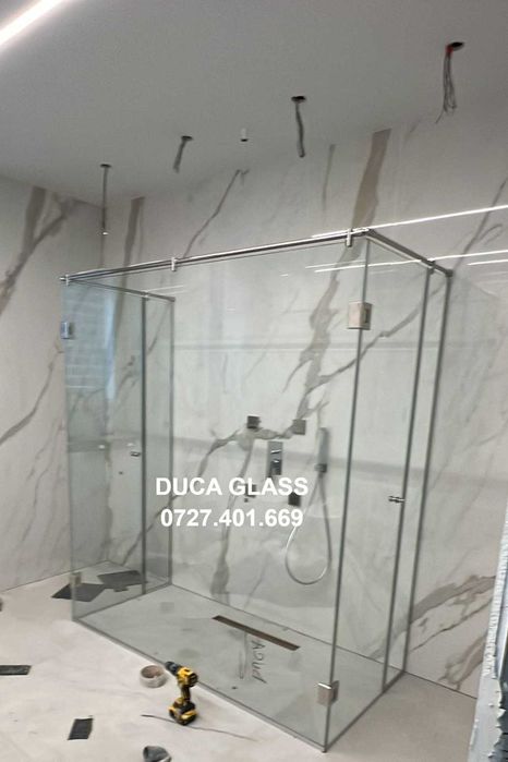 oglinzi fitness cabina dus panou dus usa glisanta  perete sticla