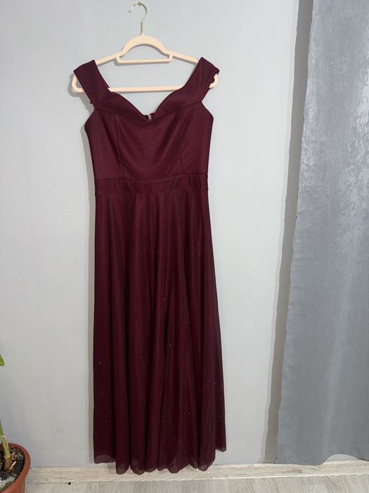 продавам официална рокля