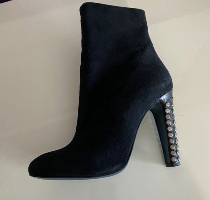 Patrizia Pepe, Sam Edelman, Aldo, Dogo shoes, Josef Seibel