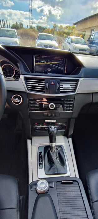 Mercedes-Benz E250 CDI BlueEFFICIENCY Avantgarde