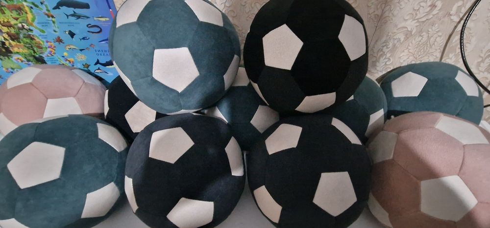 Мячи тканевые ,мягкие .