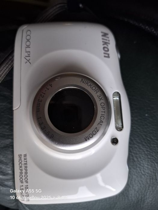 Nikon Coolpix S-33 Перфектен Цифров Фотоапарат