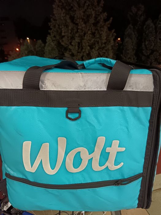 Vând rucsac Wolt