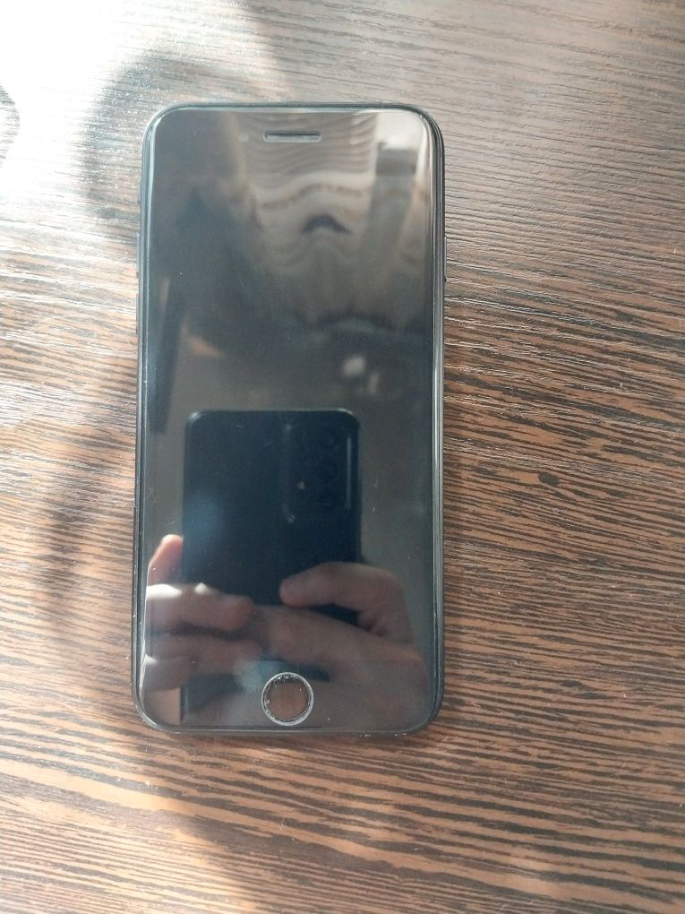Iphone SE 2020 87% 64 gb