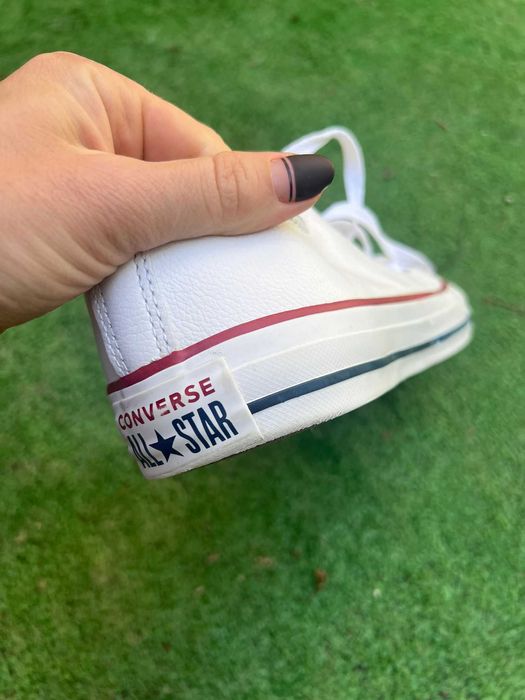 Converse originali din piele