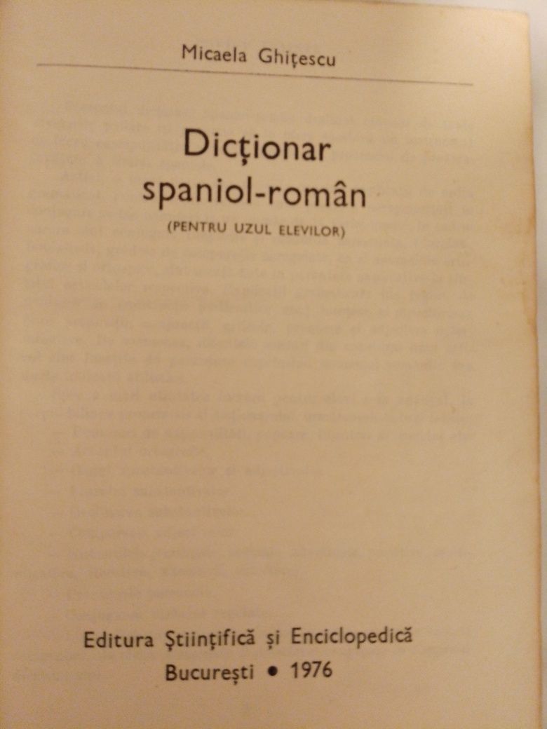 Vand 2 dicționare spaniol-roman din anii 1973 și 1976