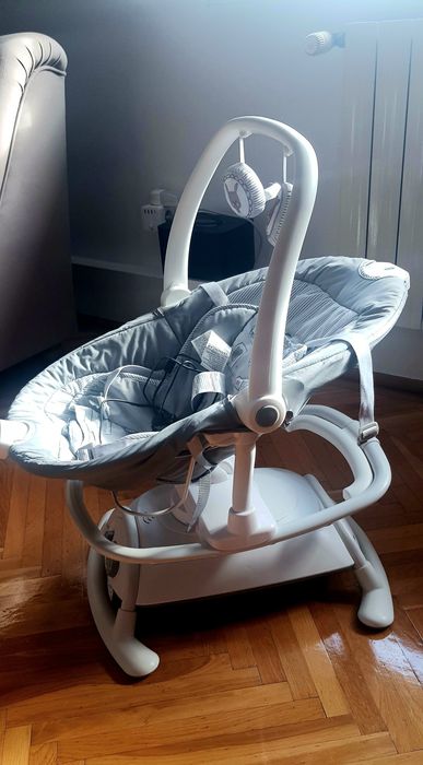 Vand leagan si balansoar rotativ Joie