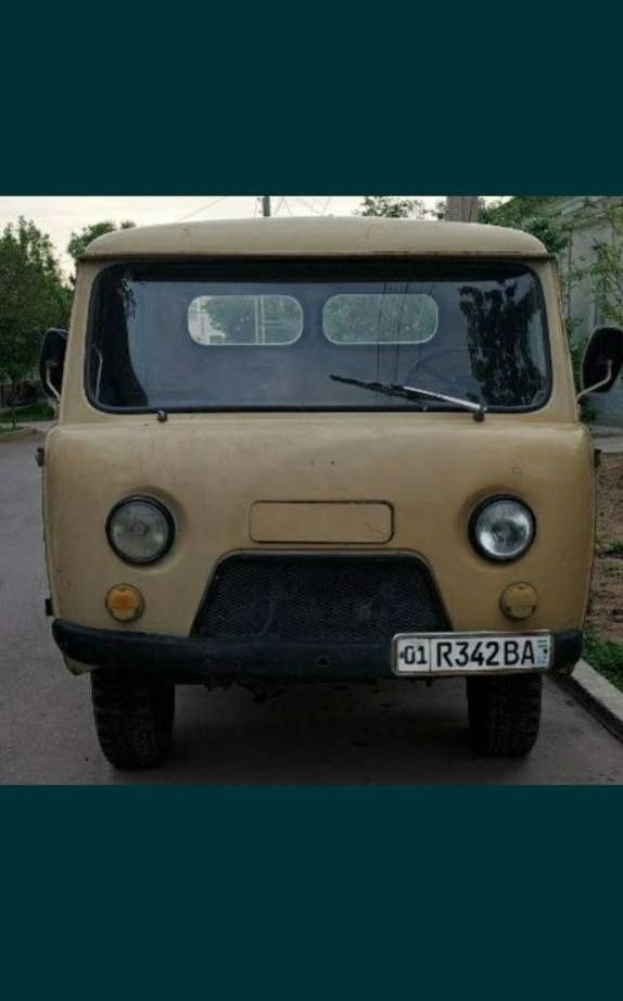 Uaz sotiladi 1988-yil