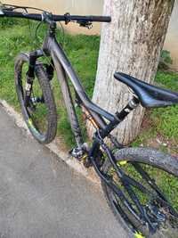 Vand Bicicleta SPECIALIZED