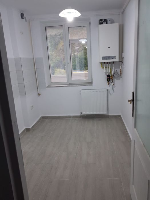 Vând apartament 2 camere zonă centrală