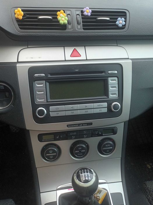 Vând vw passat b6 2008