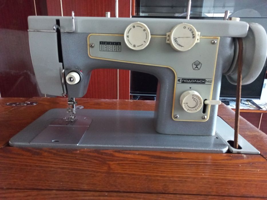 Машина швейная ножная бу марки Подольск