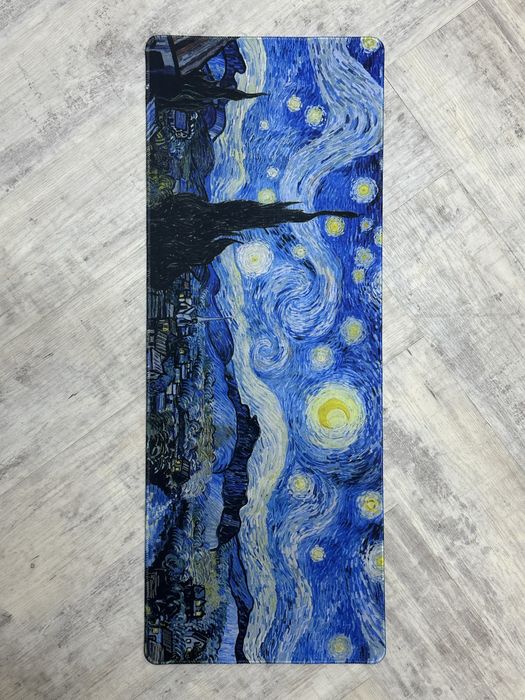 Продаю игровой коврик большой с рисунком вангога