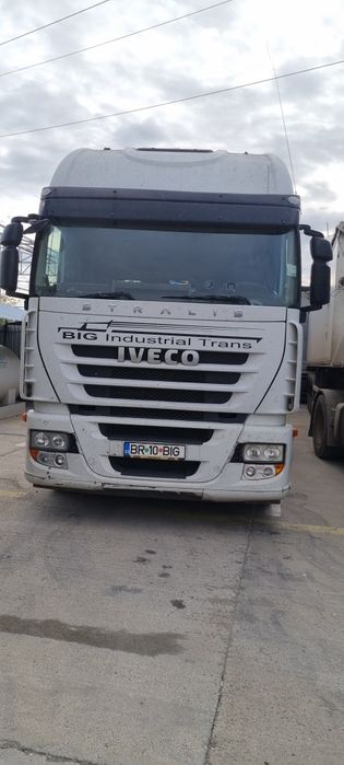 2× Ansamblu cap tractor iveco semiremorca cereale wielton
