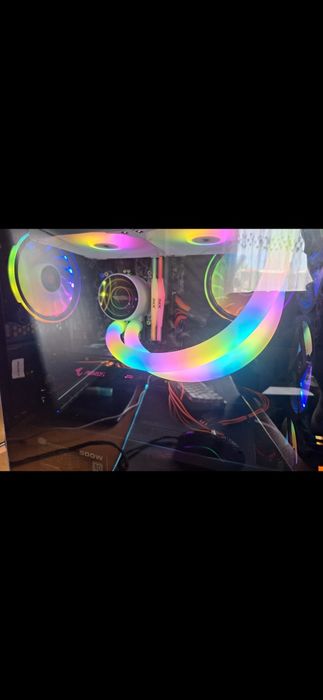 Геймърски  компютър — і5-7400,/ RX 580 8GB / 2x16GB RAM + 700W захранв