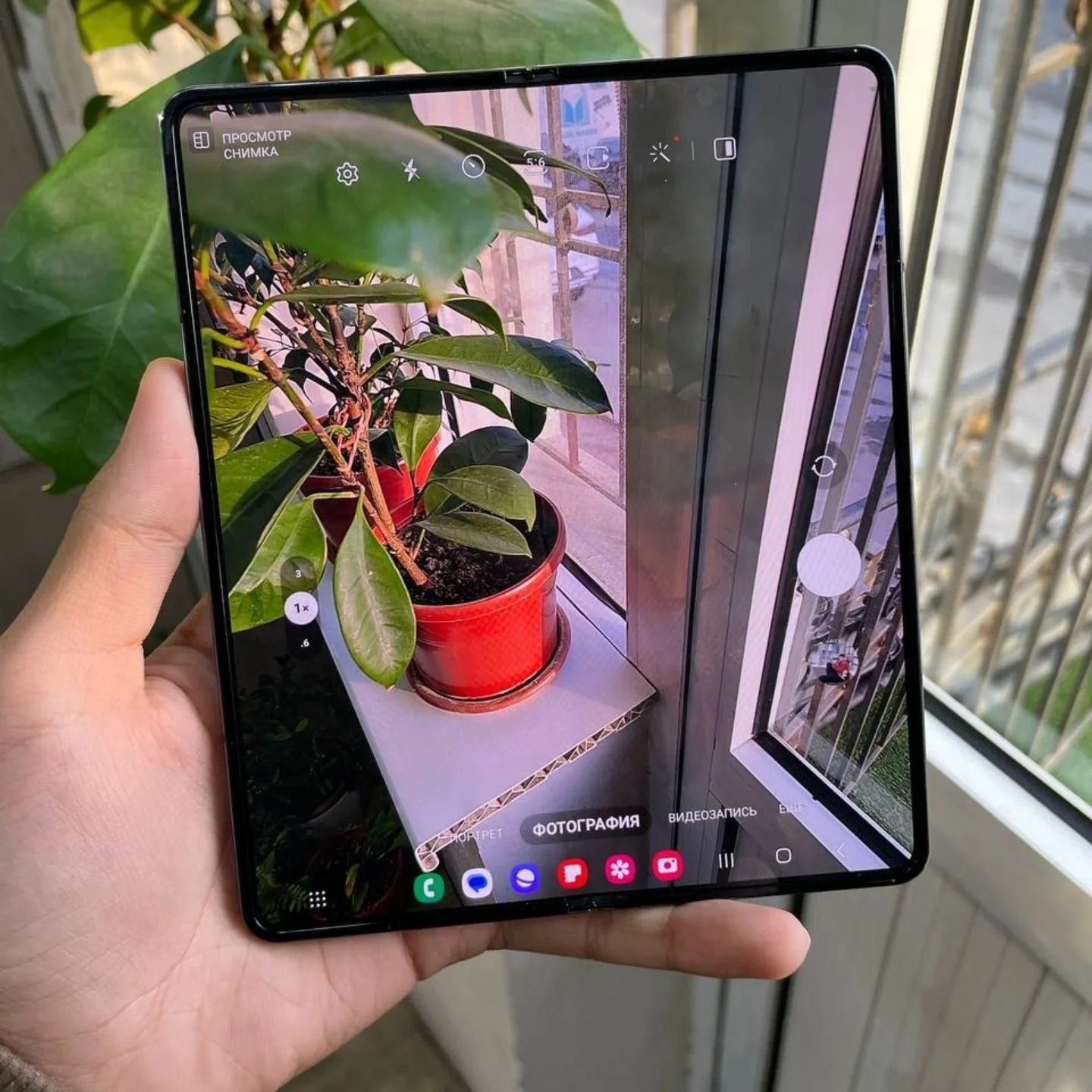 Samsung galaxy z Fold 4 5G 12/256gb holati ideal Vietnam 2ta sim