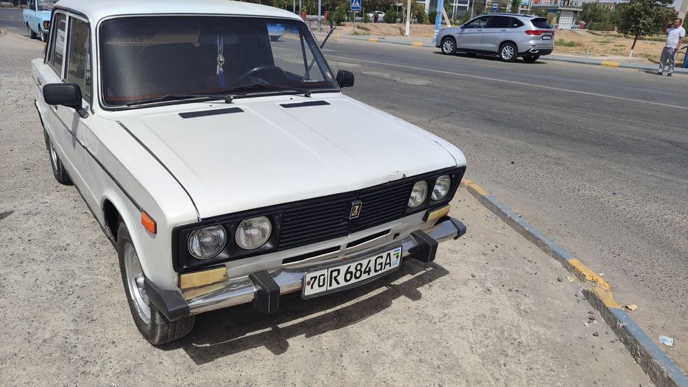 Ваз 21/06 сотилади. Холати яхши мотор янги қилинган.