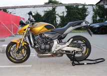 Honda  Hornet CB 600FA 105CP ABS