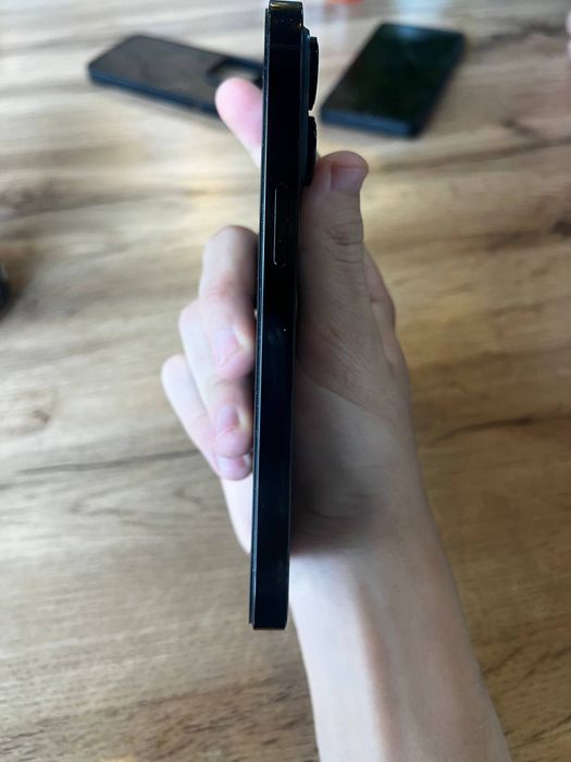 Iphone 14 pro hamma joyi radnoy