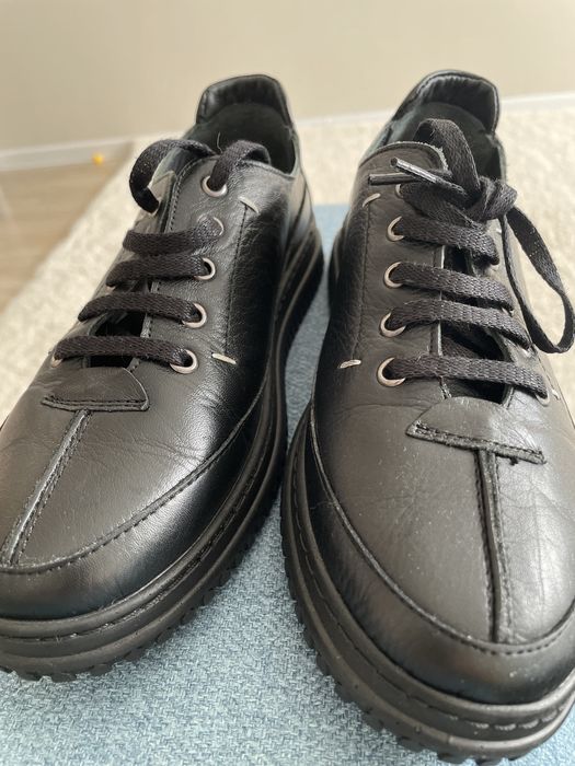 Продается обувь