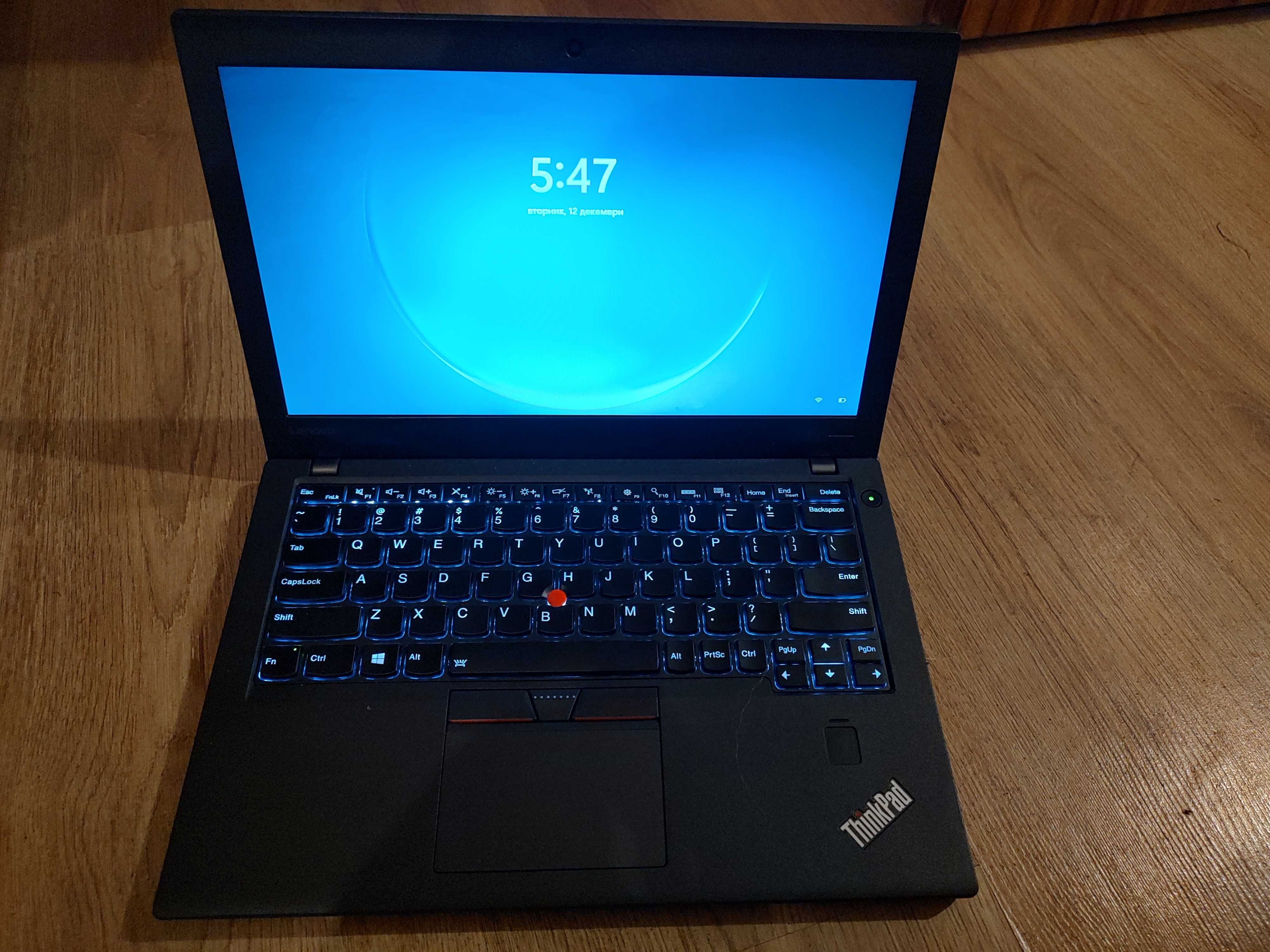 Лаптоп Lenovo x270