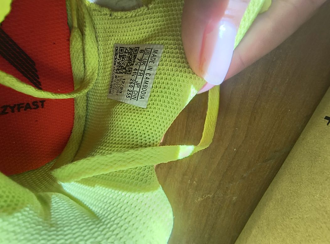 Детски обувки Adidas за футбол на закрито , номер 41 1/3