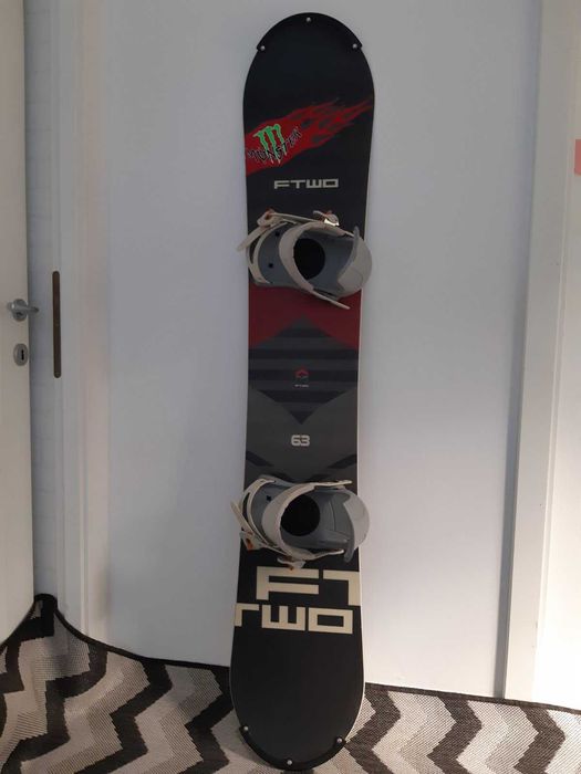 Placa snowboard 163 cm FTWO cu legaturi