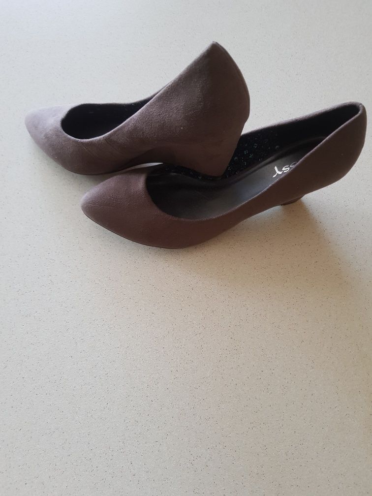Дамски обувки в кафяв цвят 41 размер