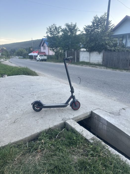 Vand trotineta electrica